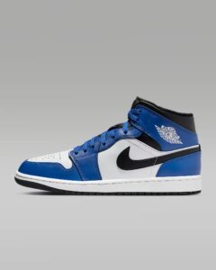 Nike — Air Jordan 1 Mid