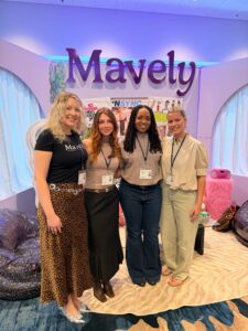 The Mavely team poses at our Mom 2.0 booth